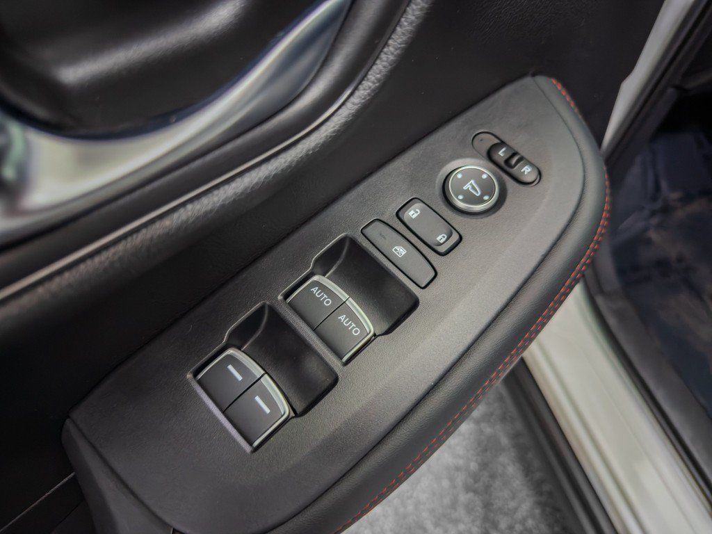 Used 2025 Honda HR-V Sport image 22