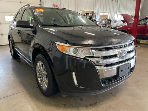 Used 2014 Ford Edge SEL w/ Driver Entry Package FWD image 4