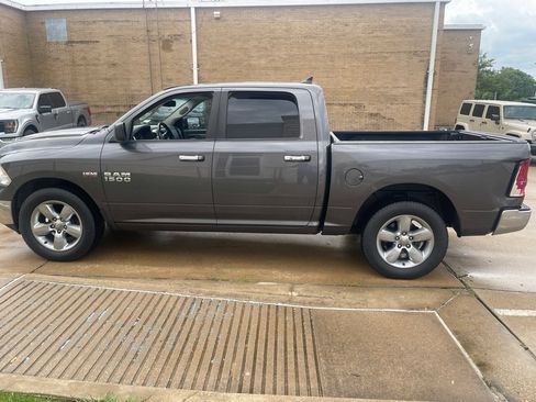 Used 2014 RAM 1500 Big Horn RWD image 3