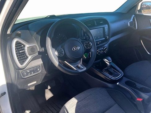 Used 2020 Kia Soul S image 13