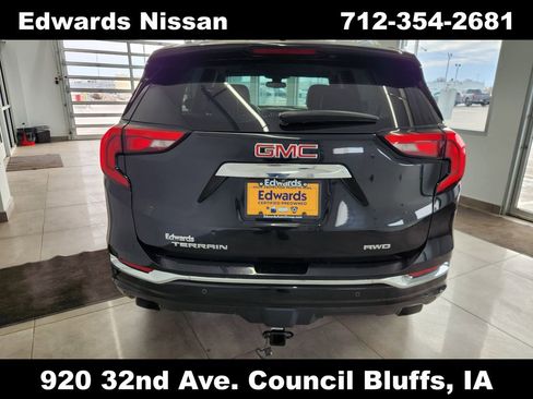 Used 2020 GMC Terrain Denali w/ Denali Premium Package image 6
