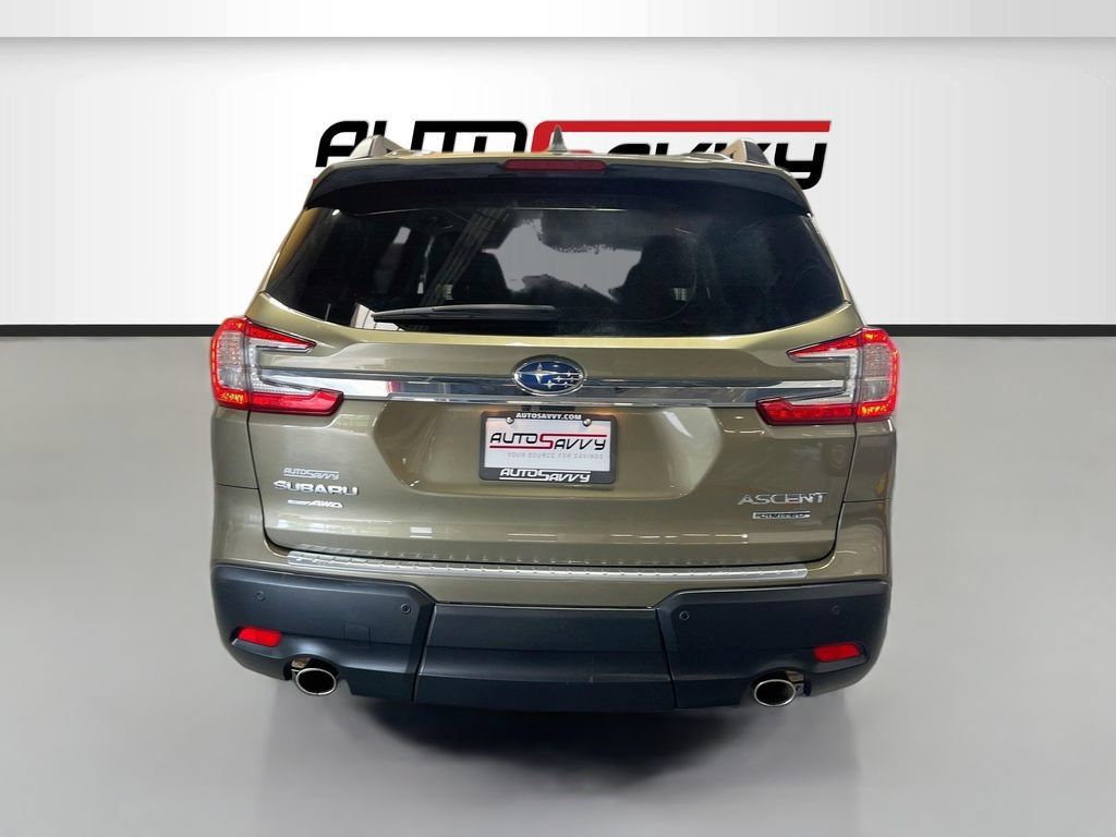 Used 2024 Subaru Ascent Limited w/ Technology Package AWD/4WD image 6