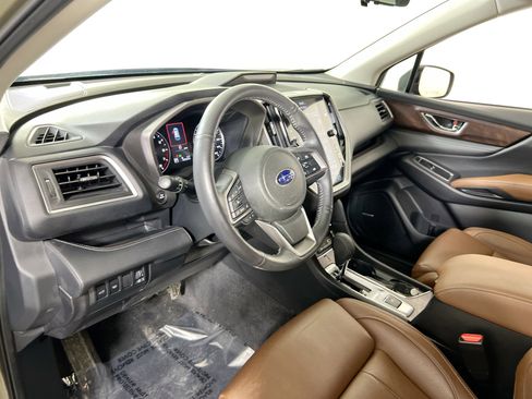 Used 2023 Subaru Ascent Touring image 9