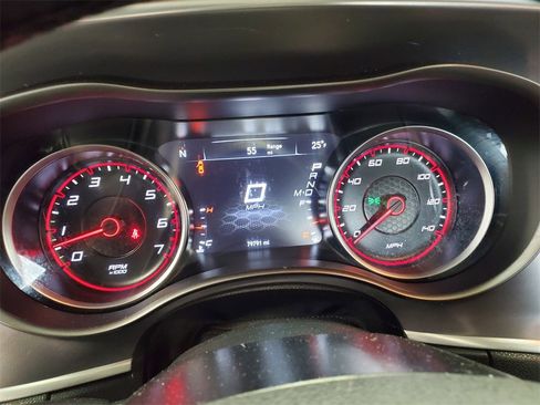 Used 2020 Dodge Charger SXT w/ Leather Interior Group image 15