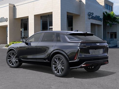 New 2026 Cadillac Lyriq V w/ Exterior Carbon Fiber Package AWD/4WD image 3