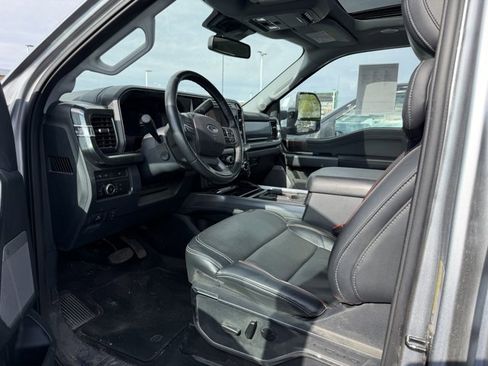 Certified 2024 Ford F350 Lariat w/ Lariat Ultimate Package AWD/4WD image 3