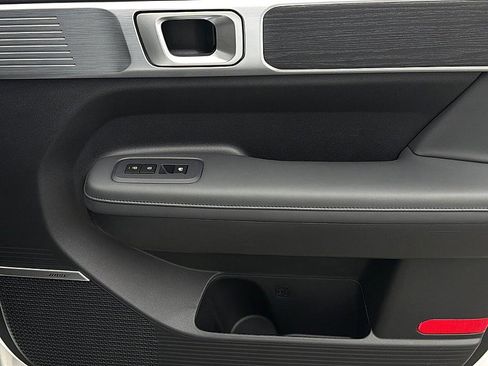 Certified 2025 Hyundai Santa Fe Limited image 25