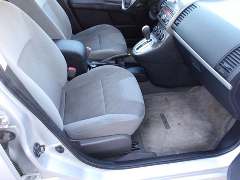 Used 2011 Nissan Sentra 2.0 S w/ Convenience Pkg image 6