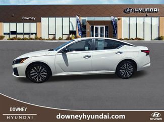 Used 2025 Nissan Altima 2.5 SV FWD video 2