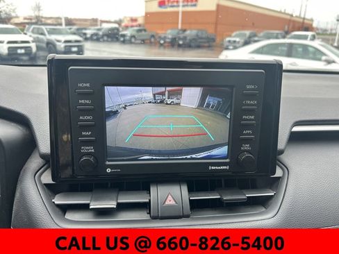 Used 2021 Toyota RAV4 XLE image 20
