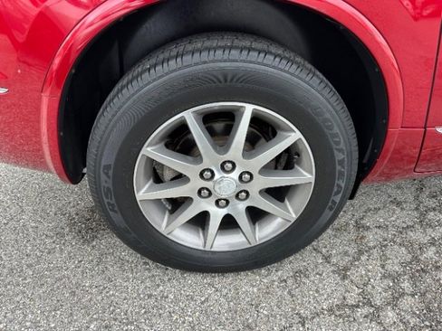 Used 2014 Buick Enclave Leather w/ LPO, Cargo Convenience Pkg image 13