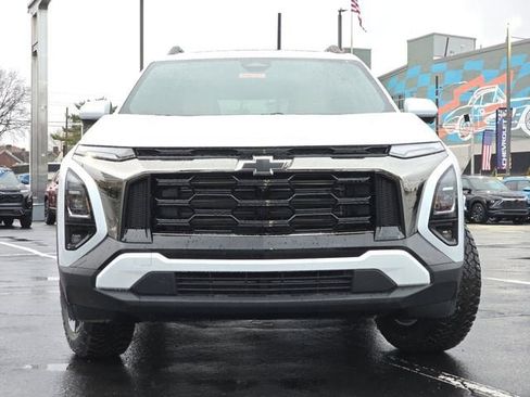New 2026 Chevrolet Equinox ACTIV w/ Convenience Package III FWD image 10