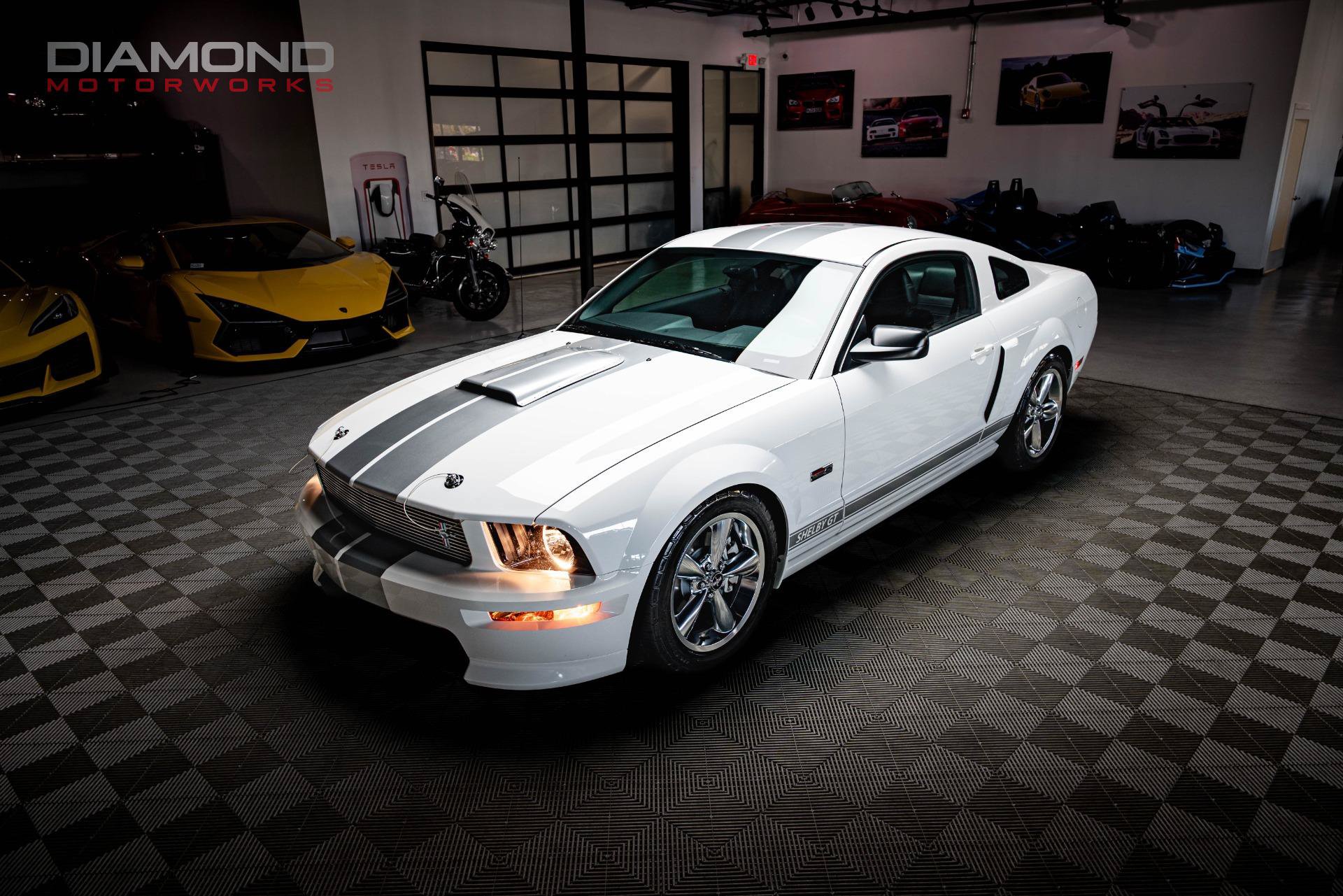 Used 2007 Ford Mustang GT RWD image 3