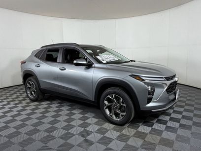 New 2026 Chevrolet Trax LT w/ Driver Confidence Package