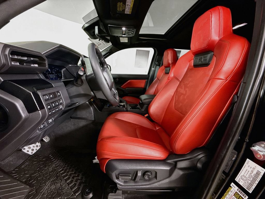 Certified 2025 Toyota Tacoma TRD Pro AWD/4WD image 22