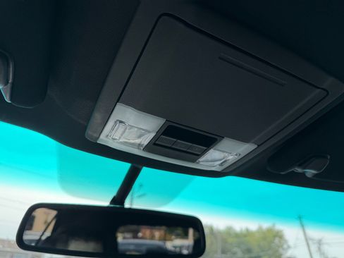 Used 2017 Ford Explorer XLT w/ Equipment Group 202A image 14