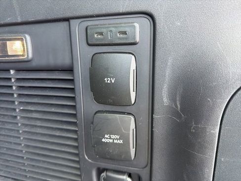 Used 2025 Ford Expedition Max Platinum AWD/4WD image 14