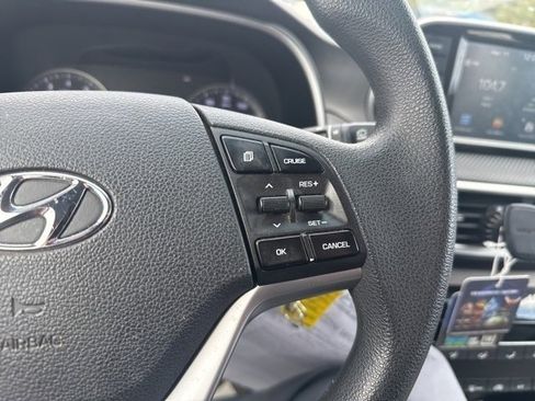 Used 2019 Hyundai Tucson SE image 19