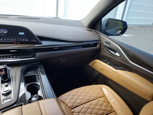 Used 2022 Cadillac Escalade Premium Luxury w/ LPO, Radiant Package AWD/4WD image 14