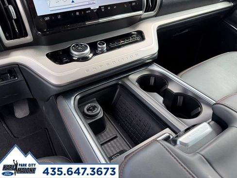 Used 2025 Ford Expedition Max Active AWD/4WD image 24