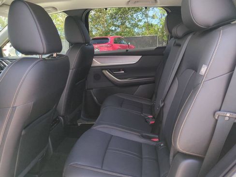 Used 2026 MAZDA CX-90 3.3 Turbo w/ Preferred Package AWD/4WD image 15