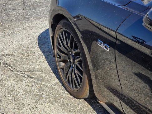 Used 2022 Ford Mustang GT w/ GT Performance Package RWD image 18