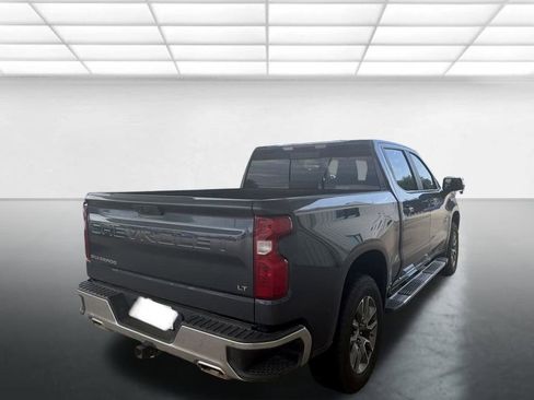 Certified 2022 Chevrolet Silverado 1500 LT AWD/4WD image 2