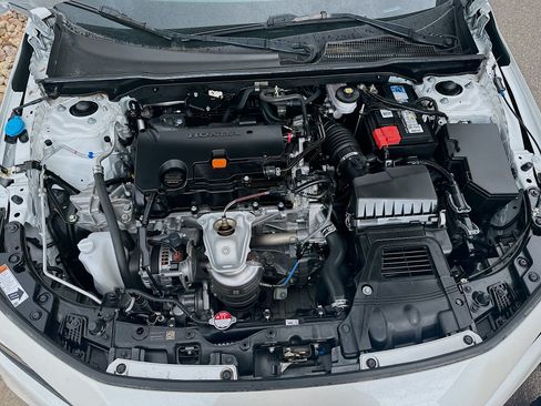 Used 2023 Honda Civic Sport image 31