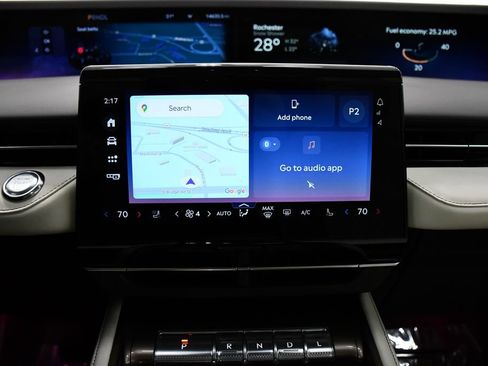 Used 2024 Lincoln Nautilus Black Label image 16