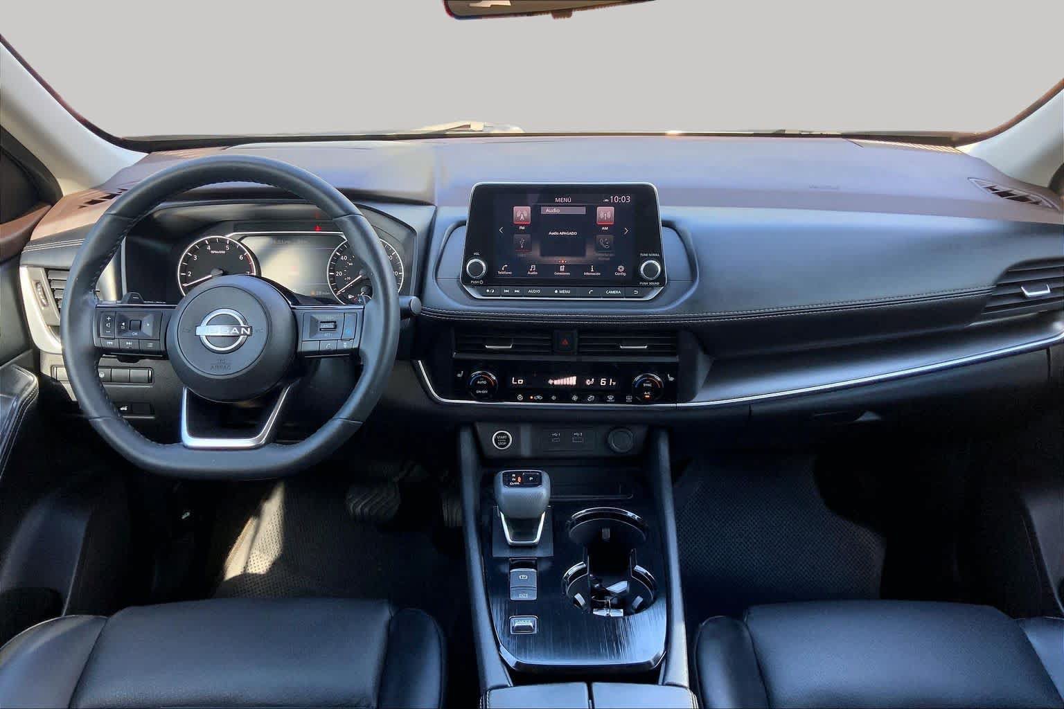 Used 2023 Nissan Rogue SV w/ SV Premium B Package FWD image 15