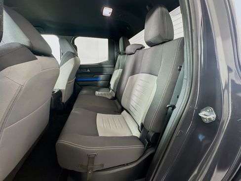 Used 2025 Toyota Tacoma TRD Off-Road image 27