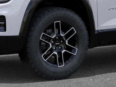 New 2027 GMC Terrain AT4 w/ LPO, Floor Liner Package AWD/4WD image 9