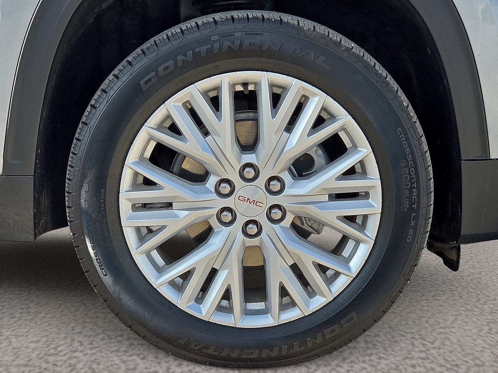 Used 2026 GMC Acadia Elevation w/ Elevation Premium Package FWD image 7