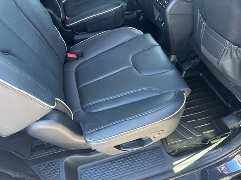 Used 2023 Hyundai Palisade SEL w/ Premium Package image 25