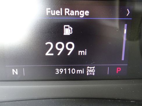 Certified 2023 Cadillac XT4 Sport w/ Cold Weather Package AWD/4WD image 21