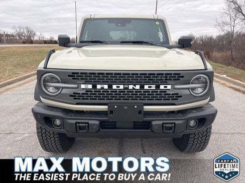 New 2025 Ford Bronco Badlands image 12