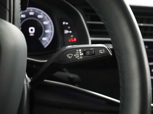 Used 2023 Audi Q7 2.0T Premium Plus w/ Premium Plus Package image 28