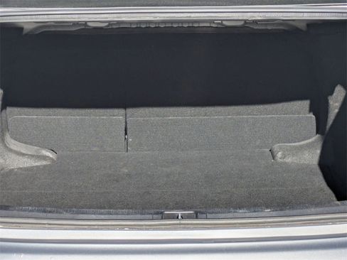 Used 2023 Toyota Corolla LE image 30