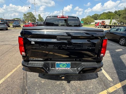 Certified 2024 Chevrolet Colorado Z71 w/ Z71 Convenience Package 2 AWD/4WD image 4