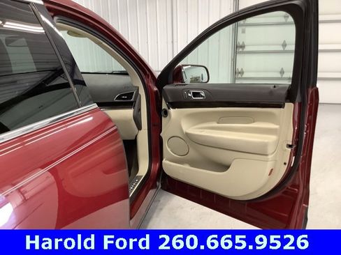 Used 2014 Lincoln MKT AWD w/ Equipment Group 201A image 11