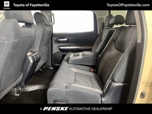 Used 2020 Toyota Tundra SR5 w/ SR5 Upgrade Package AWD/4WD image 21