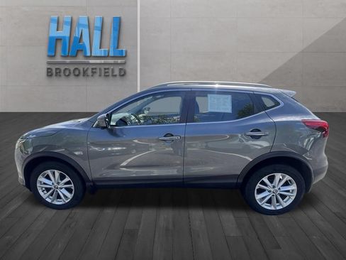 Used 2019 Nissan Rogue Sport SV w/ Technology Package AWD/4WD image 2