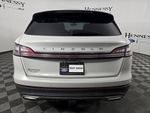 Used 2022 Lincoln Nautilus Reserve w/ Equipment Group 201A AWD/4WD image 6