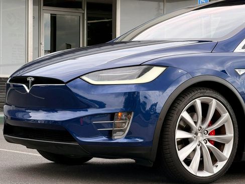 Used 2016 Tesla Model X Performance AWD/4WD image 4