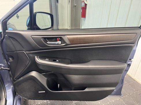 Used 2016 Subaru Legacy 2.5i Limited AWD/4WD image 18