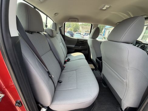 Used 2017 Toyota Tacoma SR w/ SR Convenience Package RWD image 17
