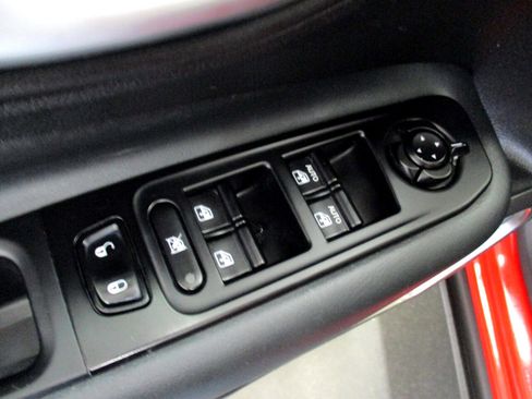 Used 2021 Jeep Renegade Limited w/ Sun & Sound Group image 16