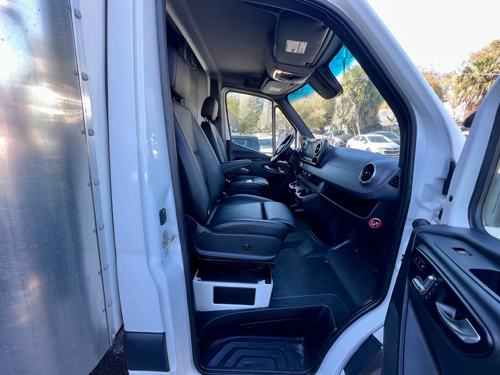 Used 2019 Mercedes-Benz Sprinter 170 w/ Premium Plus Package image 13