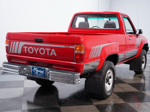 Used 1988 Toyota Pickup 4x4 Regular Cab image 11