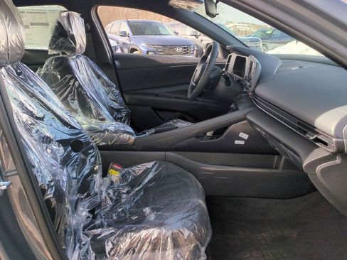 New 2026 Hyundai Elantra Sport FWD image 25